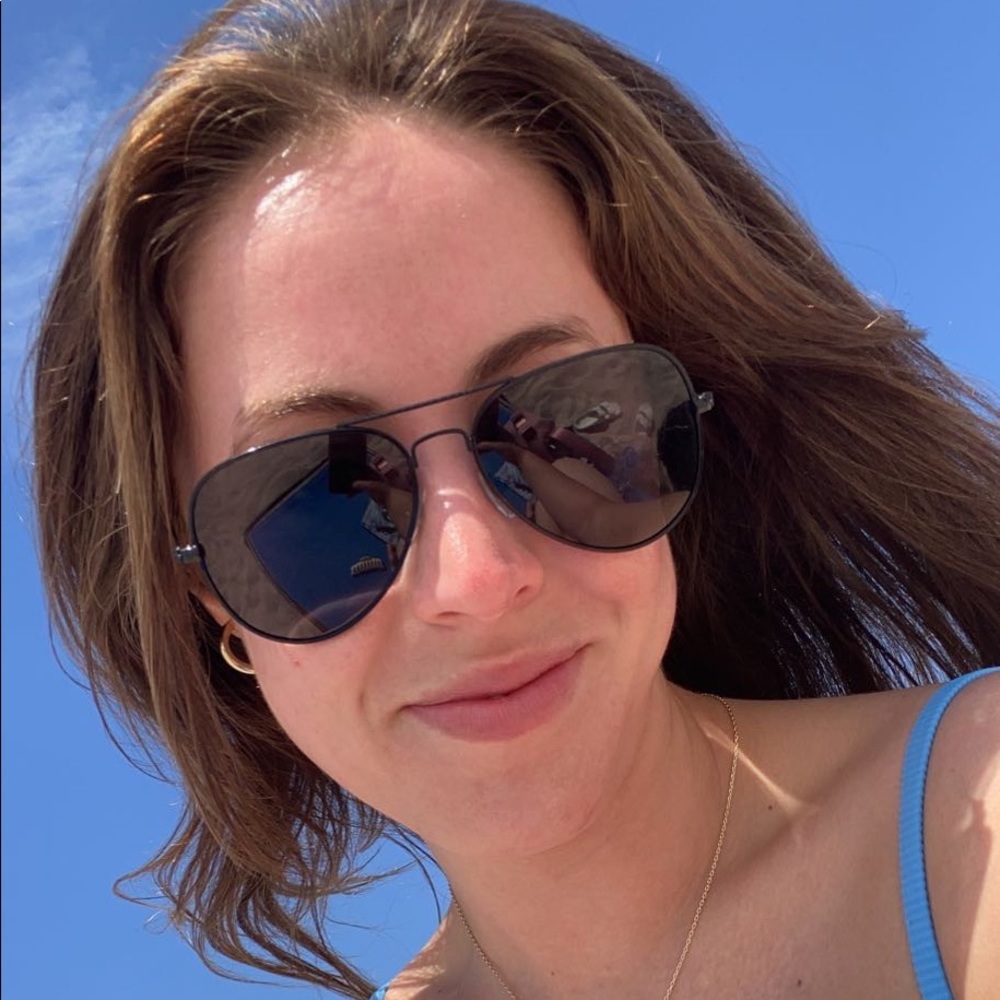 Meet your Posher, Maria